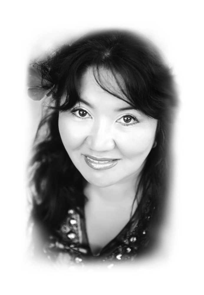 кажета гадалка яснавидиши. фарзиля ахметжанова. шаманка кажетта фото. шалмагамбетова кажетта. ахметжанова иолдыз.