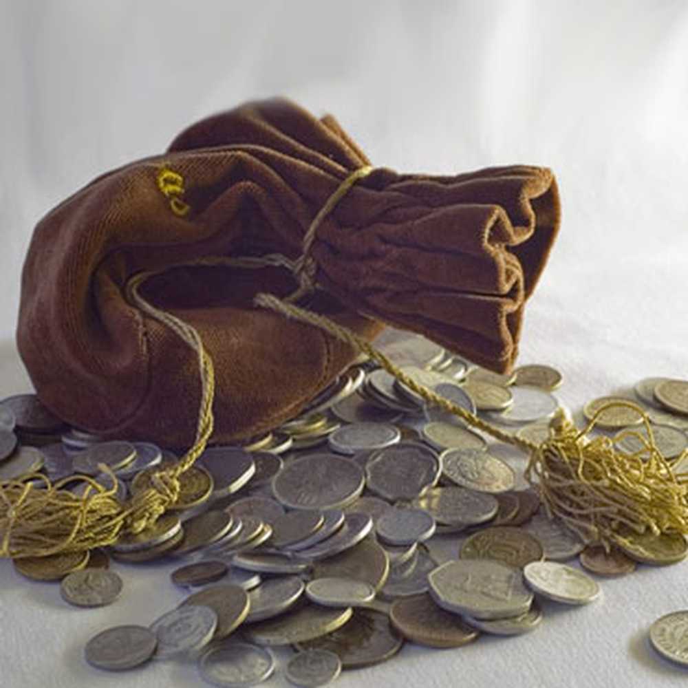 Откуп монетами. Мешочек с монетами. Мешочек с золотыми монетами. Мешочек со старинными монетами. Мешочки с золотом монеты.