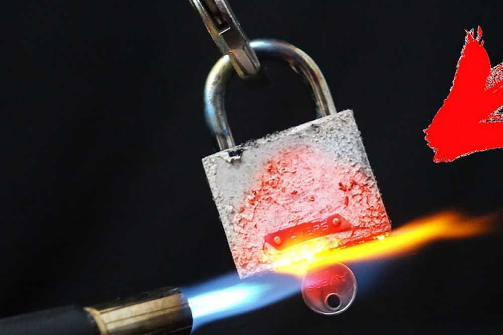 Красивый огонь на клаве. Ключевой выключатель противопожарной системы управления. Speed gang hit. Скорость огонь. Fire keys.