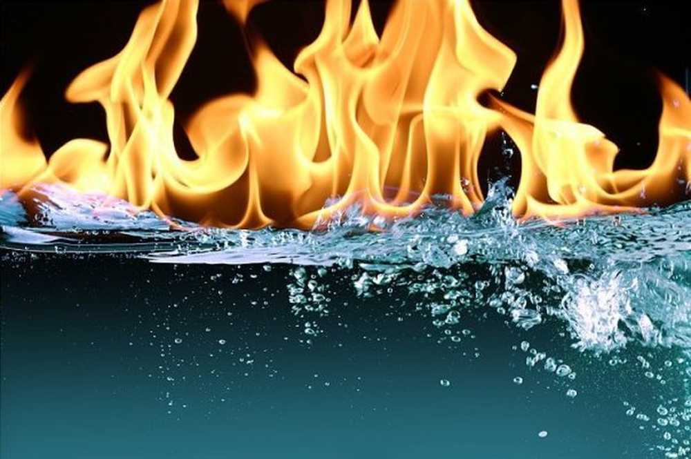 Ь и вода. Горящий огонь. Горение воды. Огонь вода и ГАЗ. Вода горит.