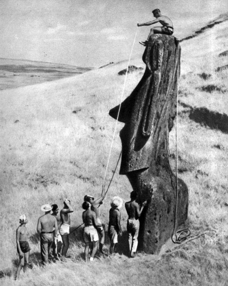 тур хейердал путешествие на остров пасхи. тур хейердал статуи острова пасхи. тур хейердал остров пасхи. хейердал остров пасхи. тур хейердал на острове пасхи фото.