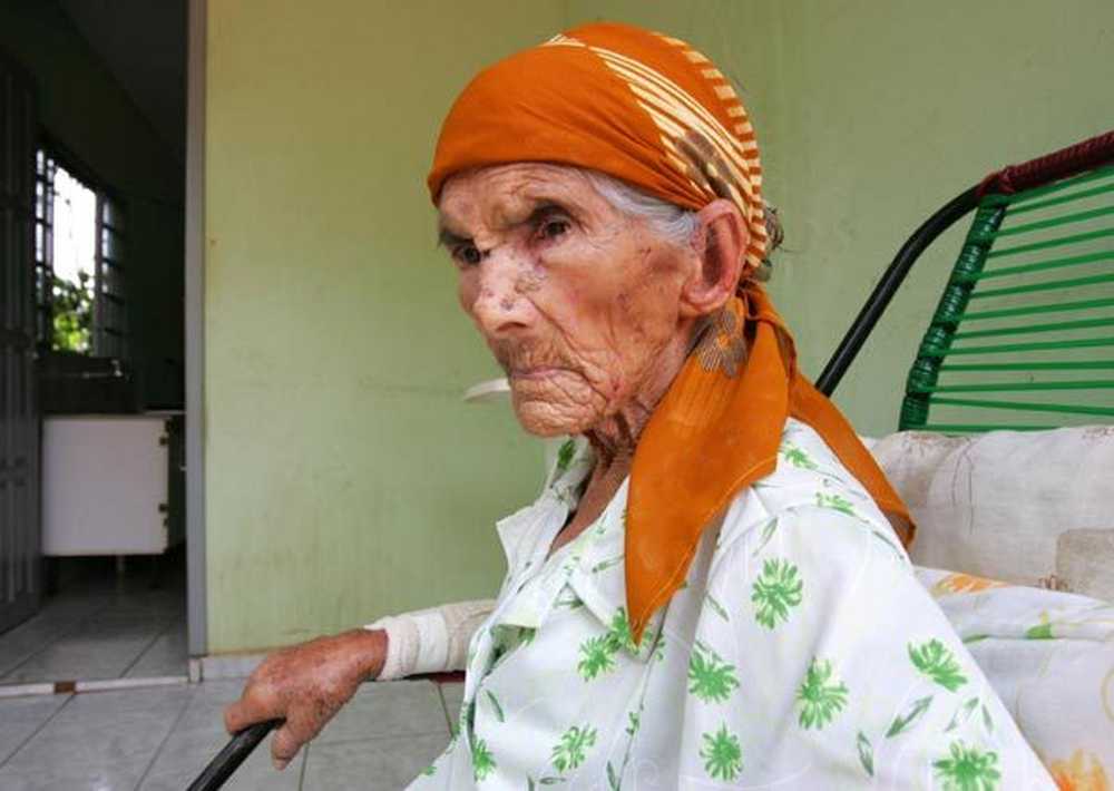 Ему 130 лет. Ему 130 лет. Хвичава долгожительница. С я маршак 135 лет. В грузии антиса хвичава.